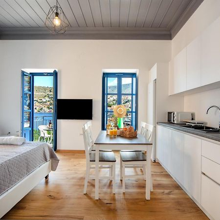 Porto Harani Seaside Apartments 锡米 外观 照片